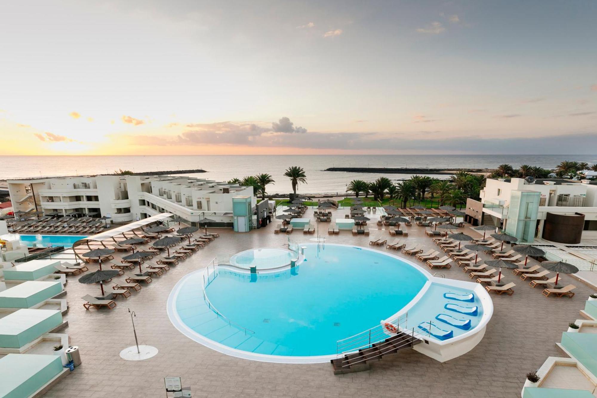 Hd Beach Resort كوستا تاغيسي المظهر الخارجي الصورة